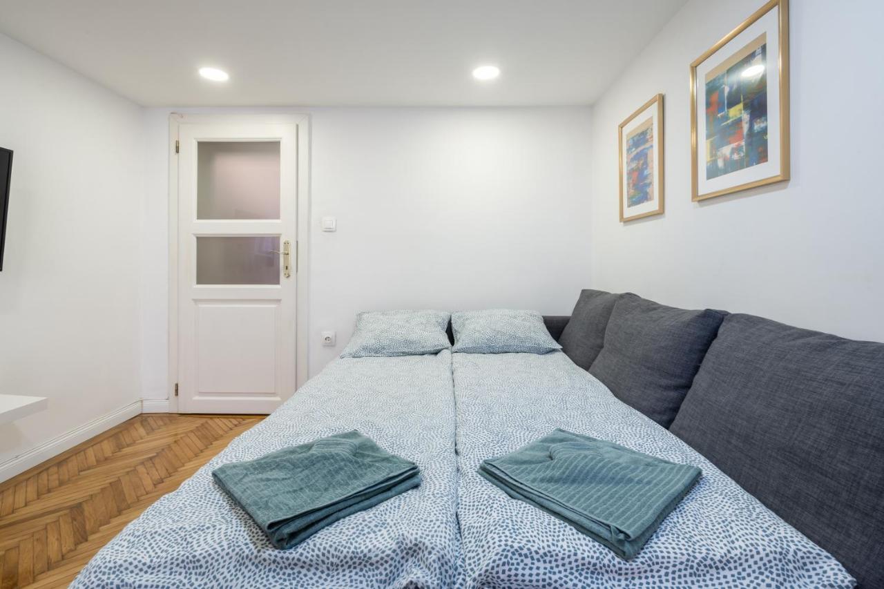 D20- Boutique Apartments, Best Location, By Bqa Budapest Exteriör bild